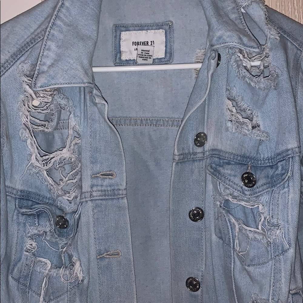 Jean jacket - Picture 2 of 3